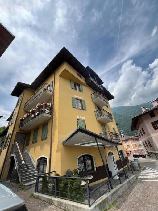 Effealatapartments - La Perla Della Val Di Sole Dimaro Exterior foto